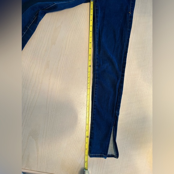 Armani Exchange Jeans - Picture 6 of 10